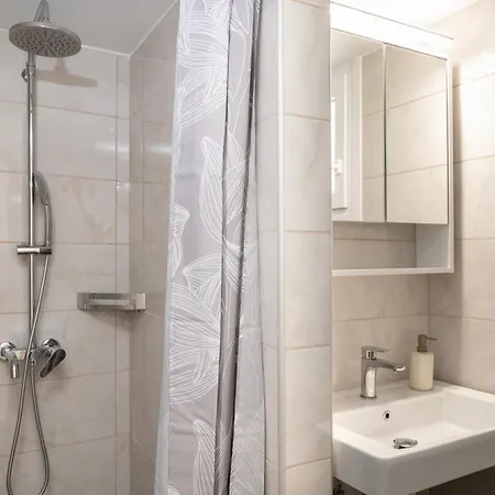 Apartment Alekos *